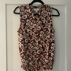 Fall sleeveless Evereve top